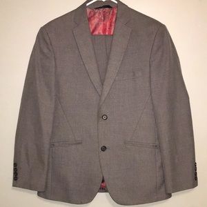Men’s suit